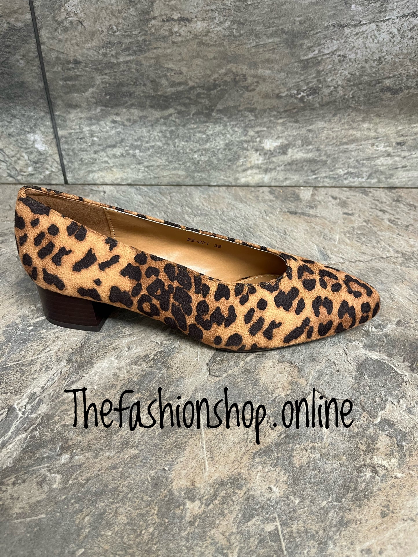 Penny leopard print court shoe sizes 3-8 (36-41)