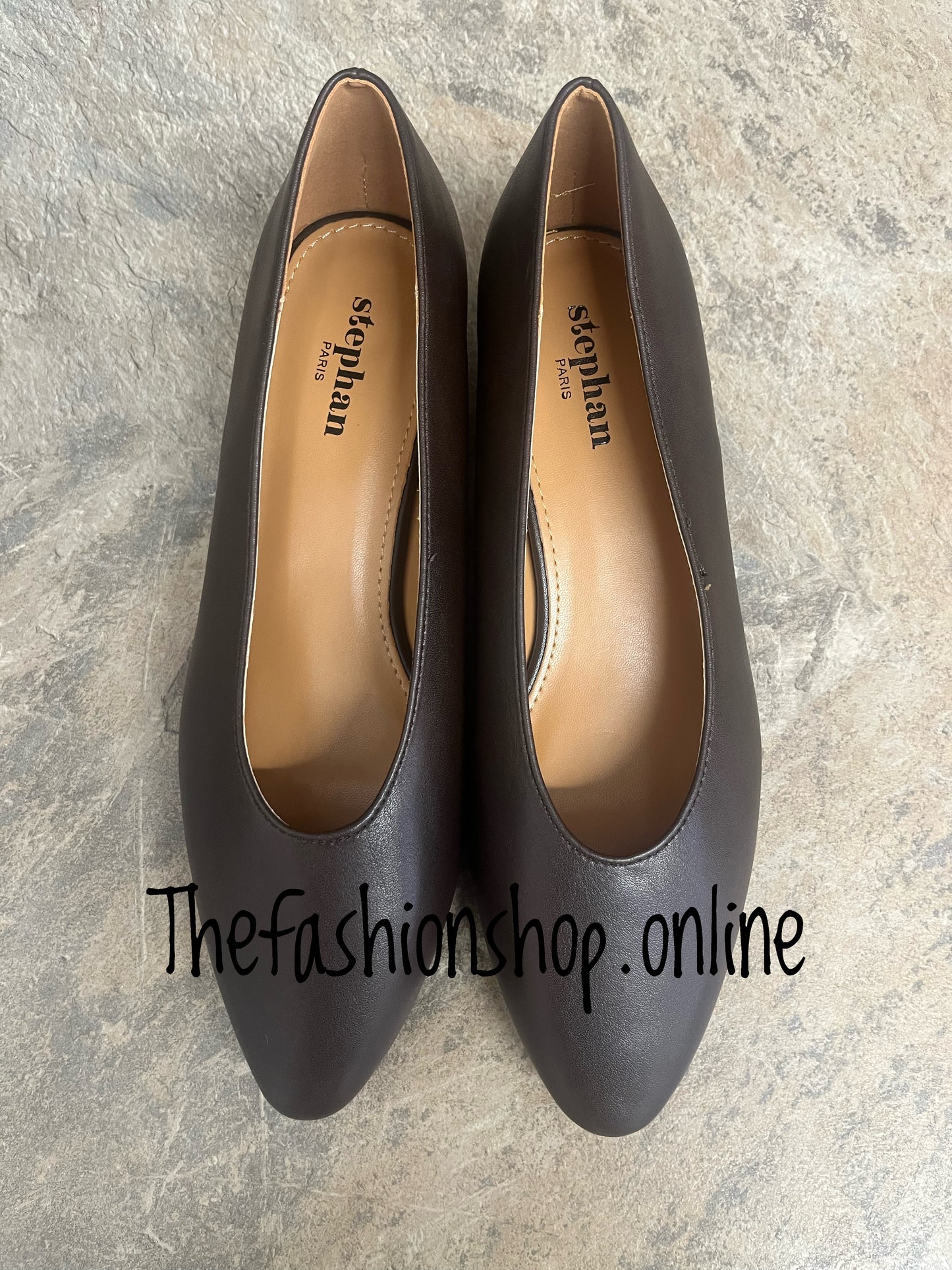 Penny brown court shoe sizes 3-8 (36-41)