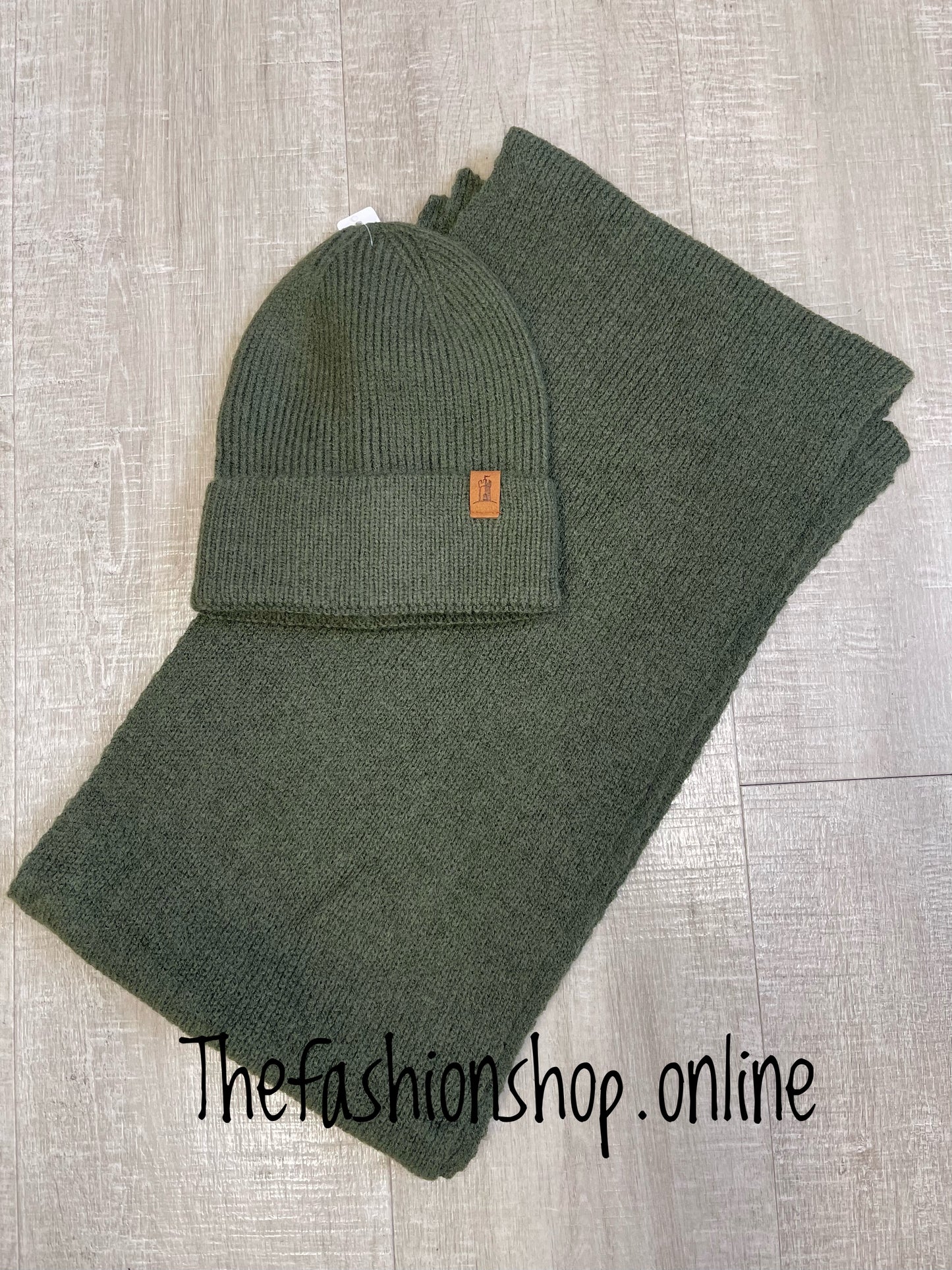 Huddy's Ribbed Scarf and Hat Gift Set - Khaki