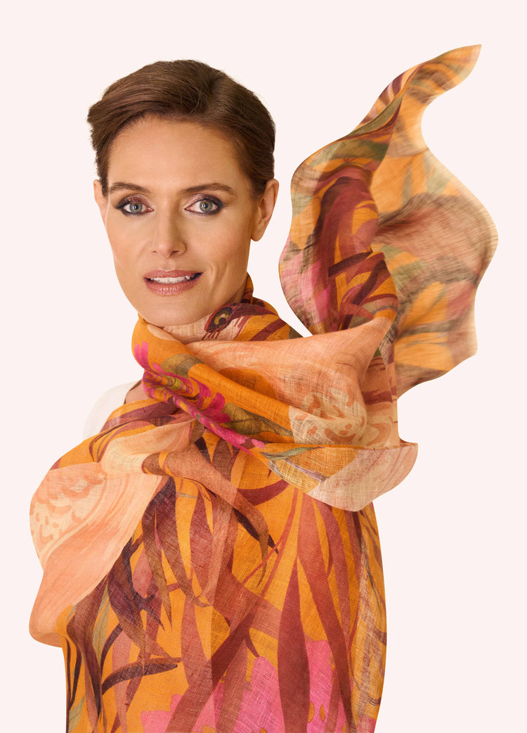 Powder Oriental Crane Design Scarf in cotton and linen