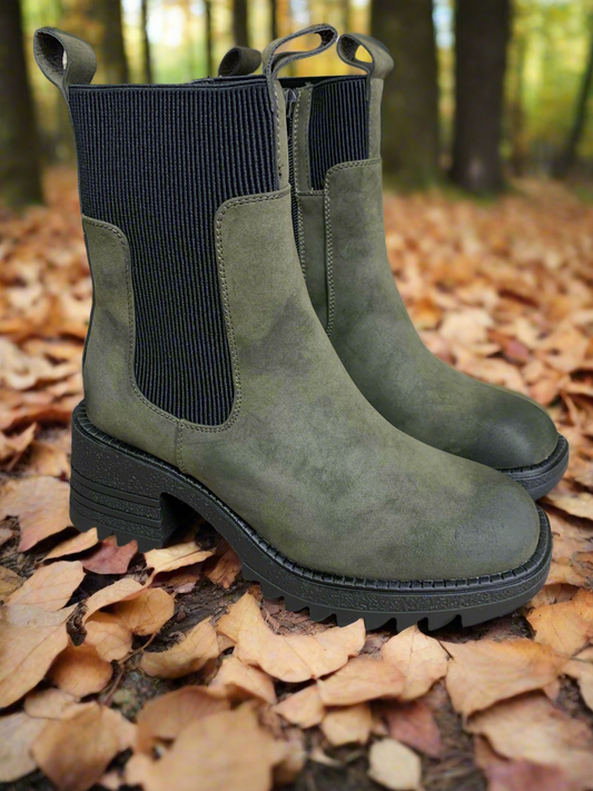 Khaki chunky Chelsea boot with zip sizes 3-8