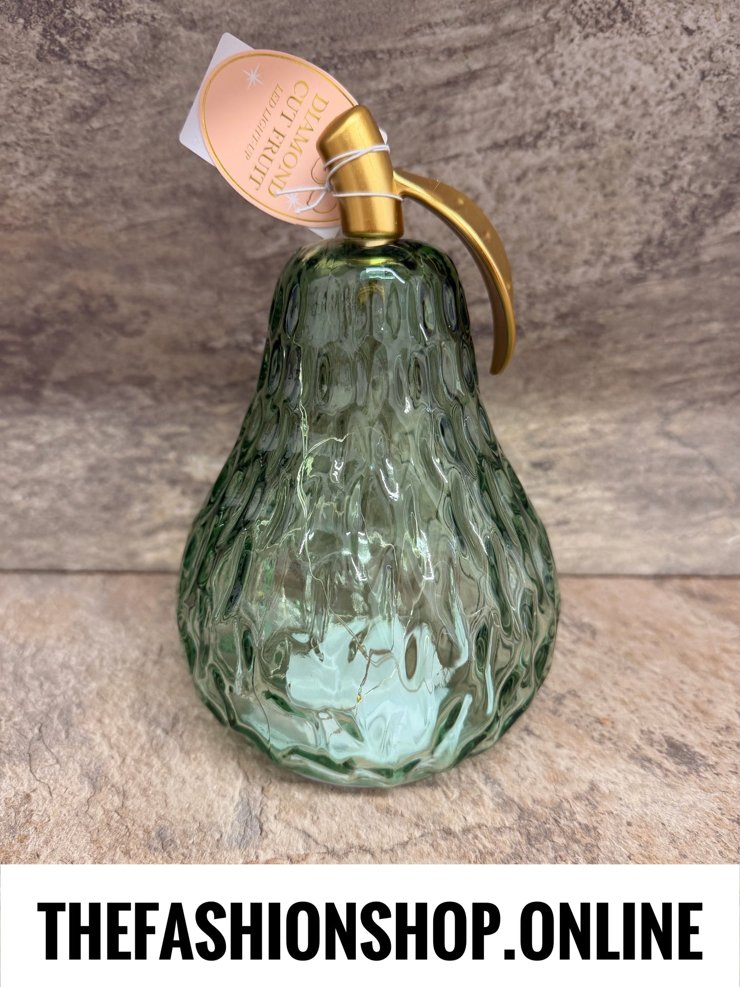 Diamond cut LED large Pear in Green
