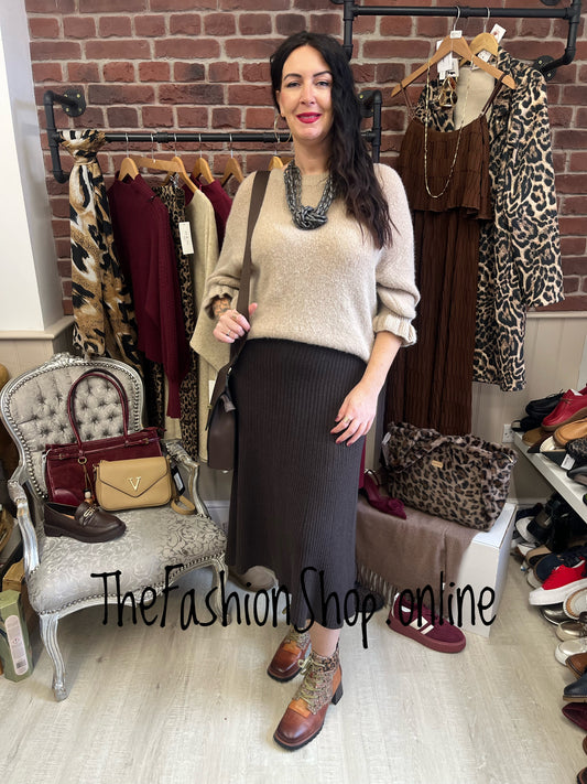 Erika brown ribbed knitted skirt 8-14