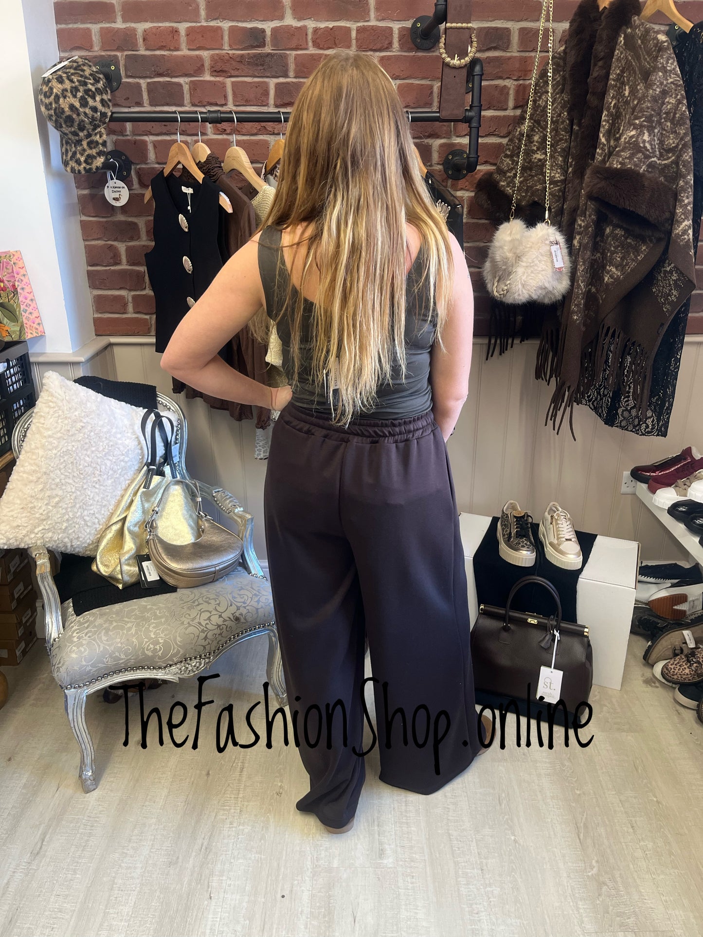 Robyn brown wide leg trousers 10-16