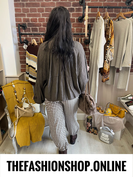 Harmony brown batwing textured jacket 14-20