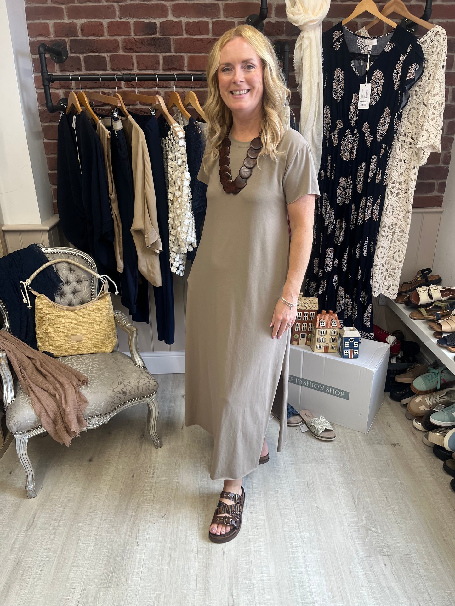 Julieta mocha dress with side splits 10-16