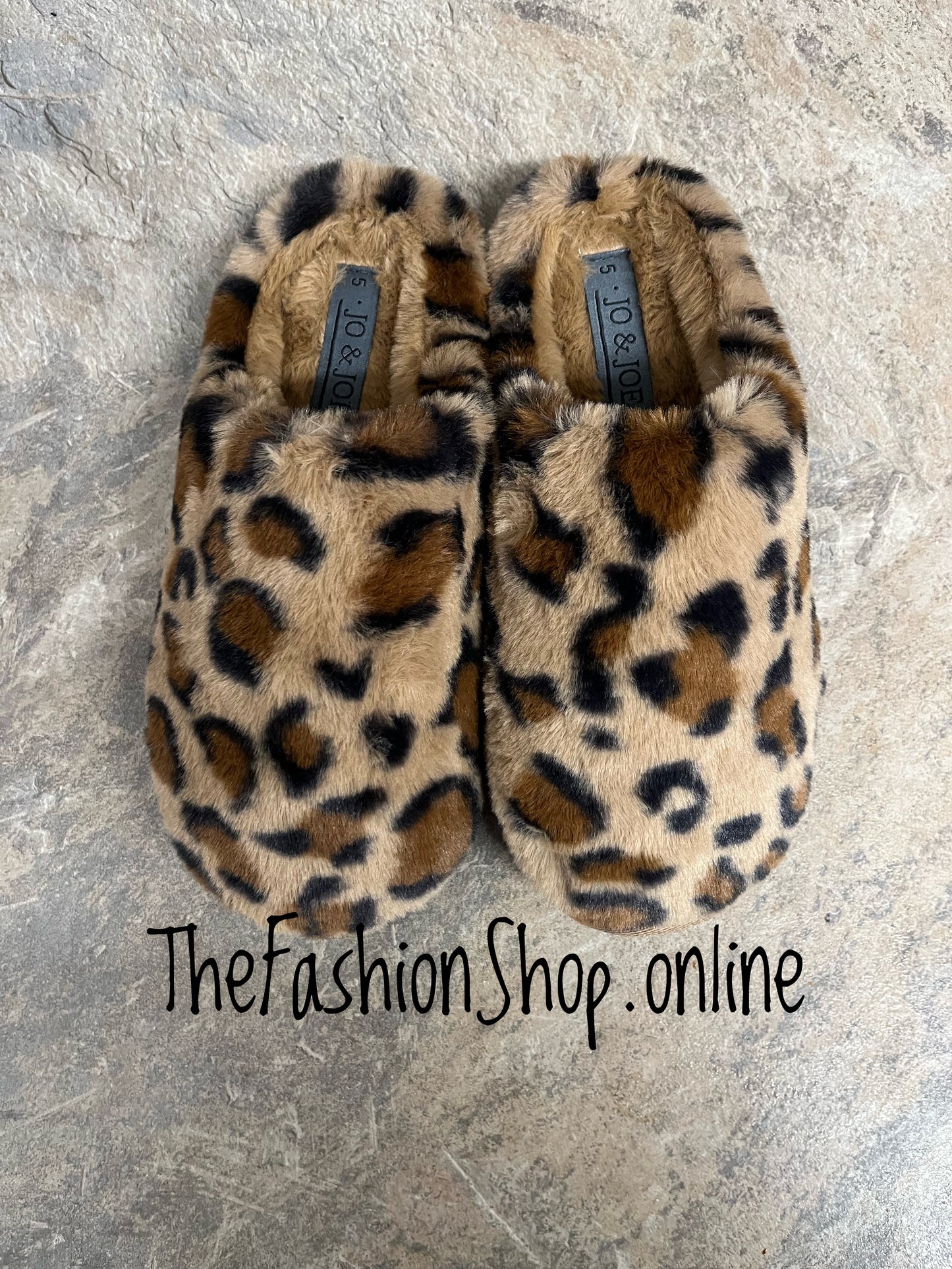 Jo & Joe Callie leopard print slippers sizes 3-8