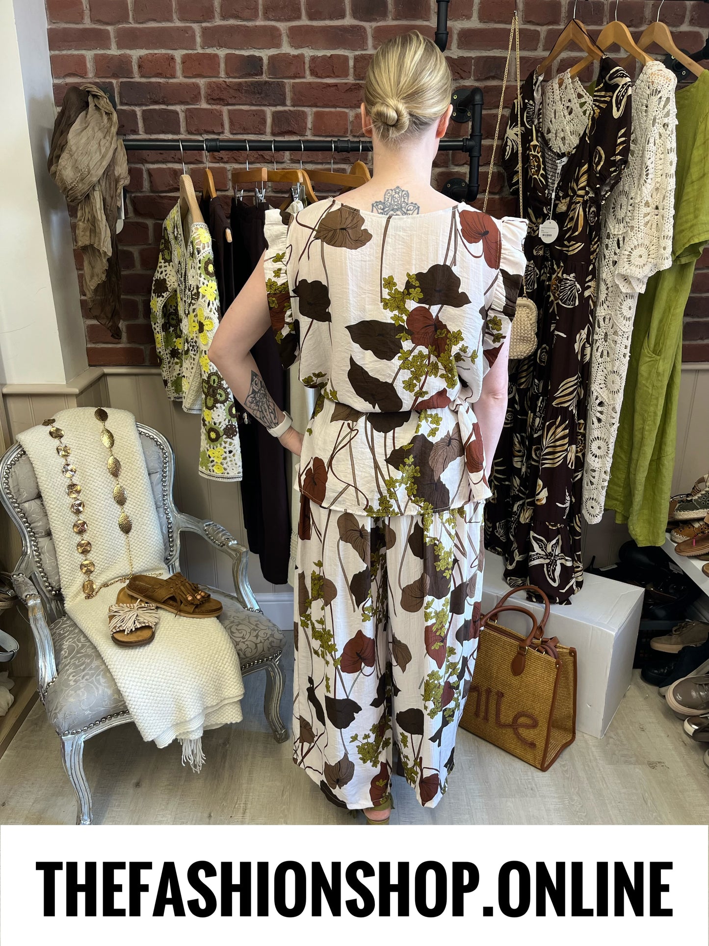 Aria olive and brown top 10-16