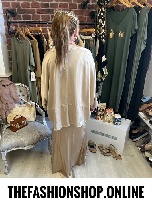 Remi gold sateen maxi skirt 8-14