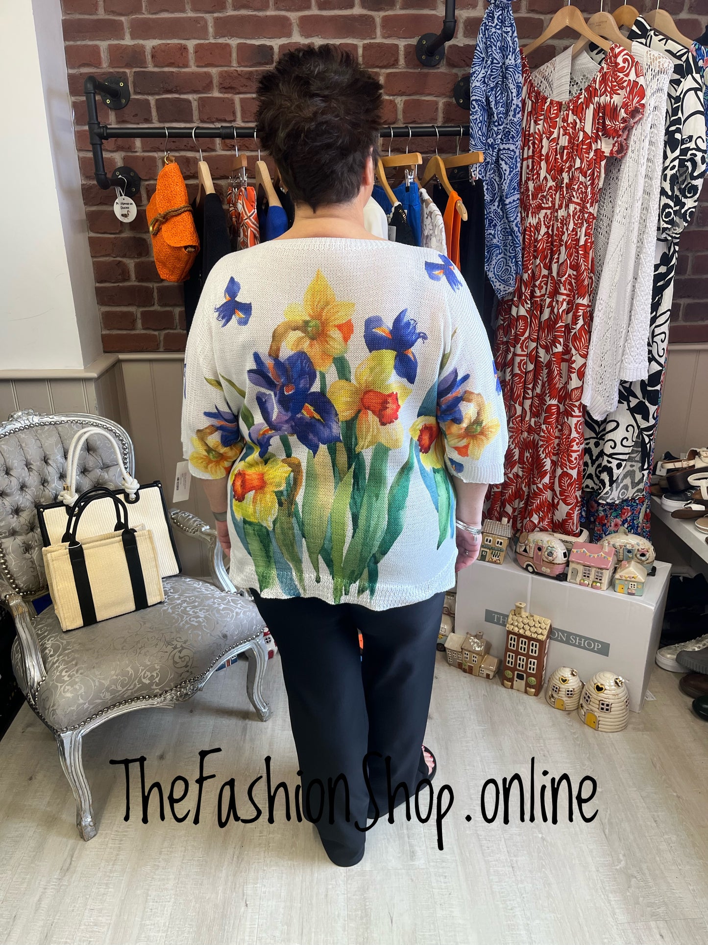 Ashley blue, yellow and green floral knitted top 16-20