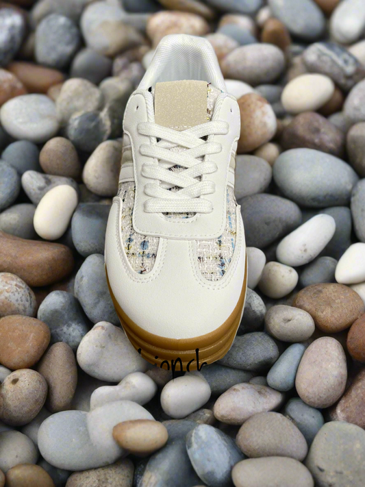 White boucle flecked trainers sizes 3-8