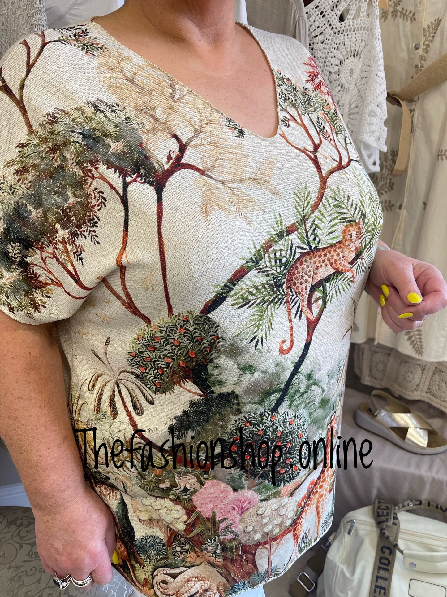 Suzanna safari shimmer top 12-16 and 18-22