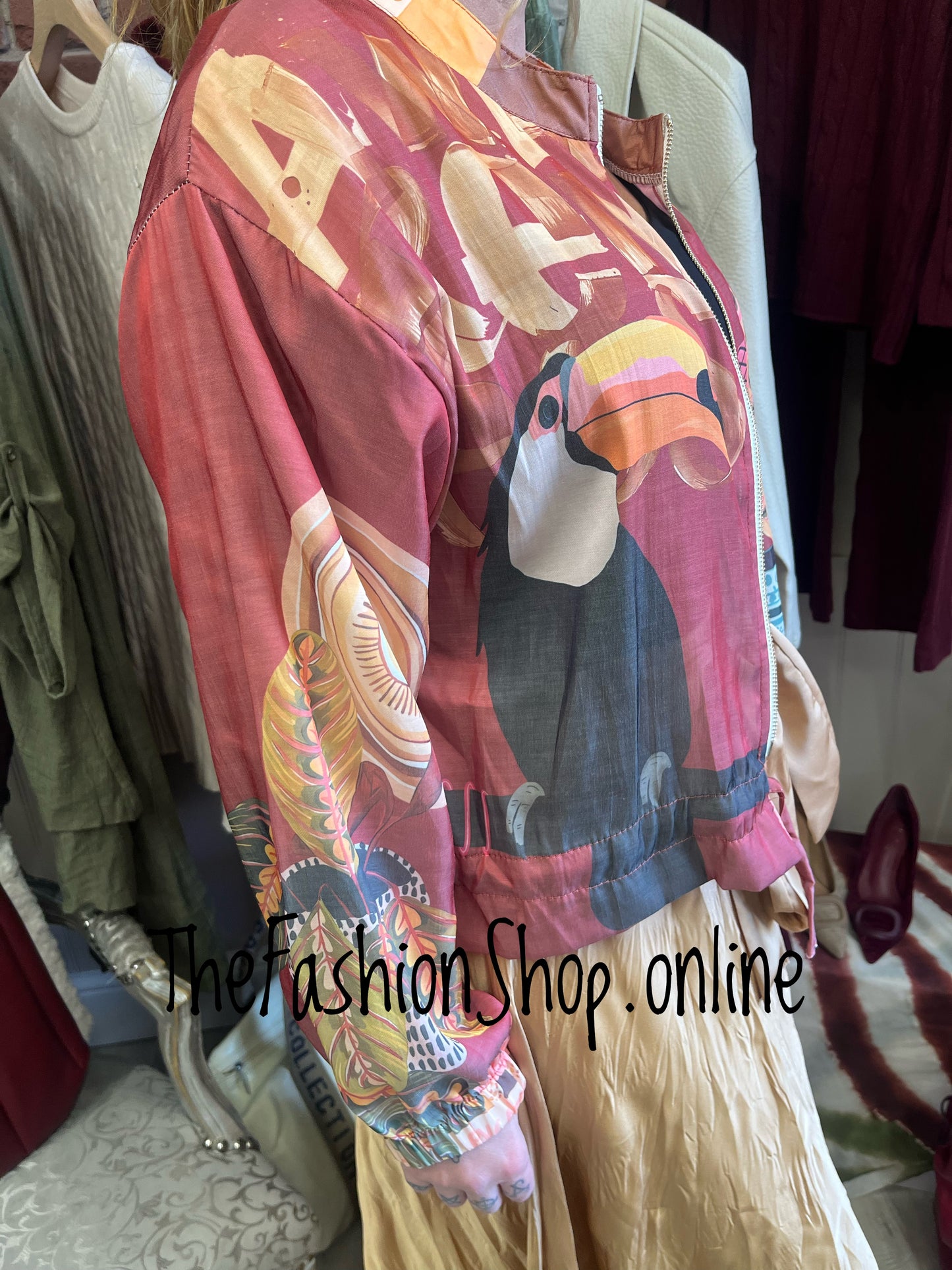 Phoebe wine toucan lightweight jacket 8-14