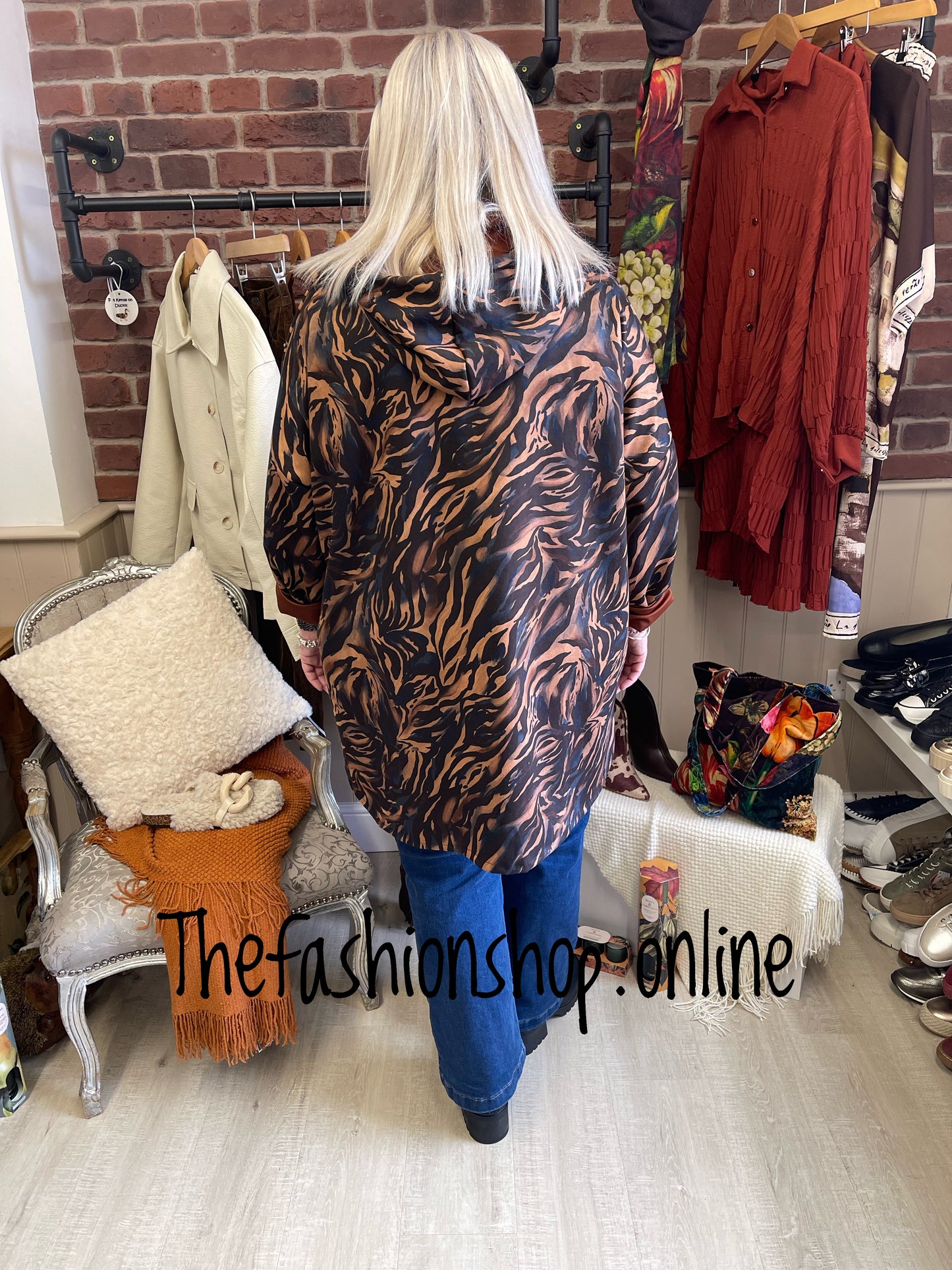 Eliza rust and navy tiger print hooded jacket 18-24