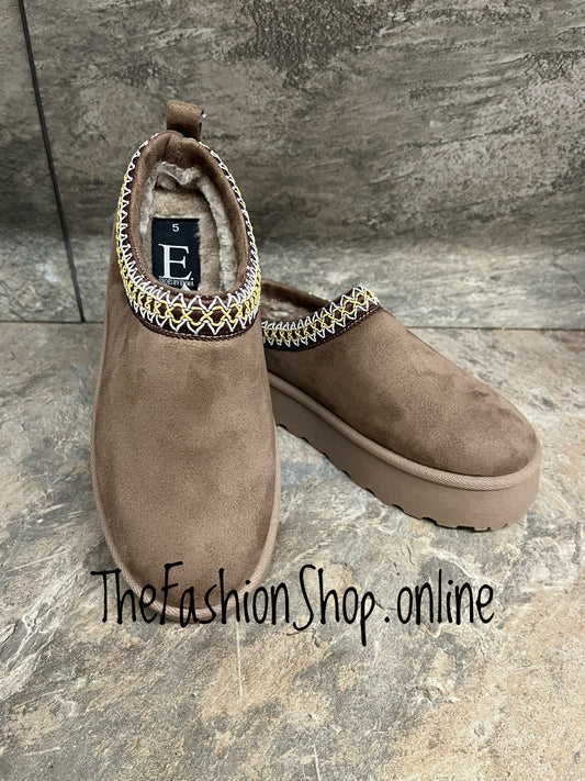 Kimora brown cosy mules sizes 4-8 (37-41)