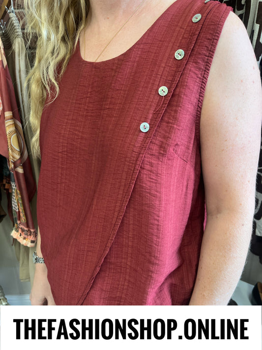 Zuri wine button top 8-14