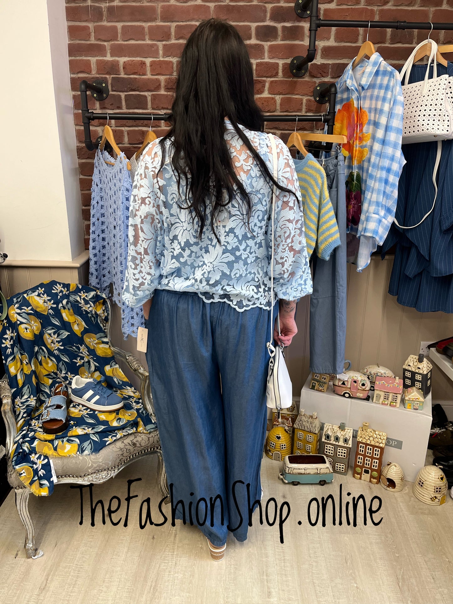 Rosalyn blue lace top 12-18