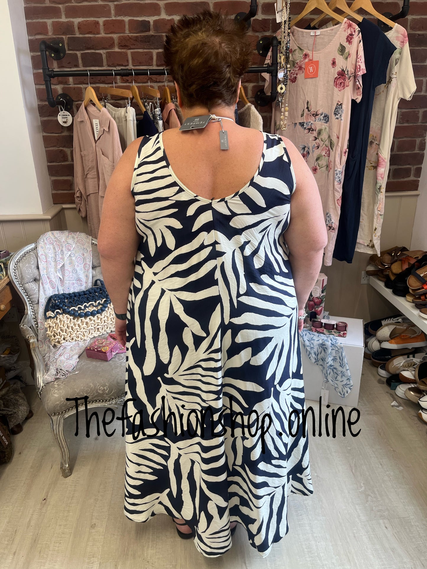 Jessie navy and cream print dress 10-12, 14-16 and 18-20