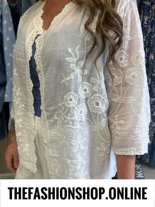 Alicia white lace blouse 12-18