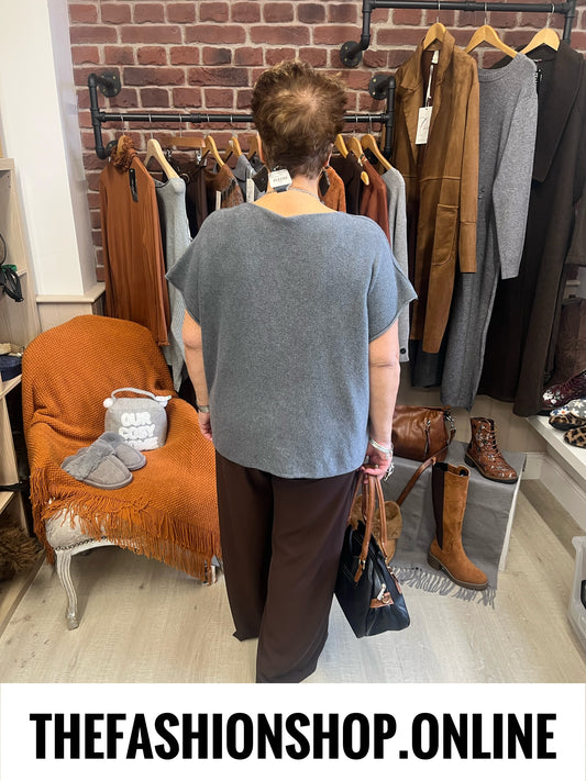 Elsa Charcoal V neck knitted top 10-20