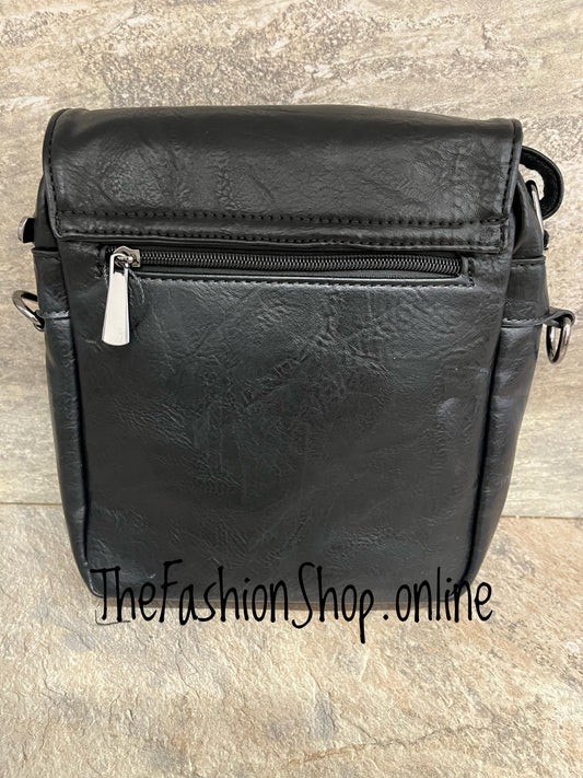 Willow Black messenger bag