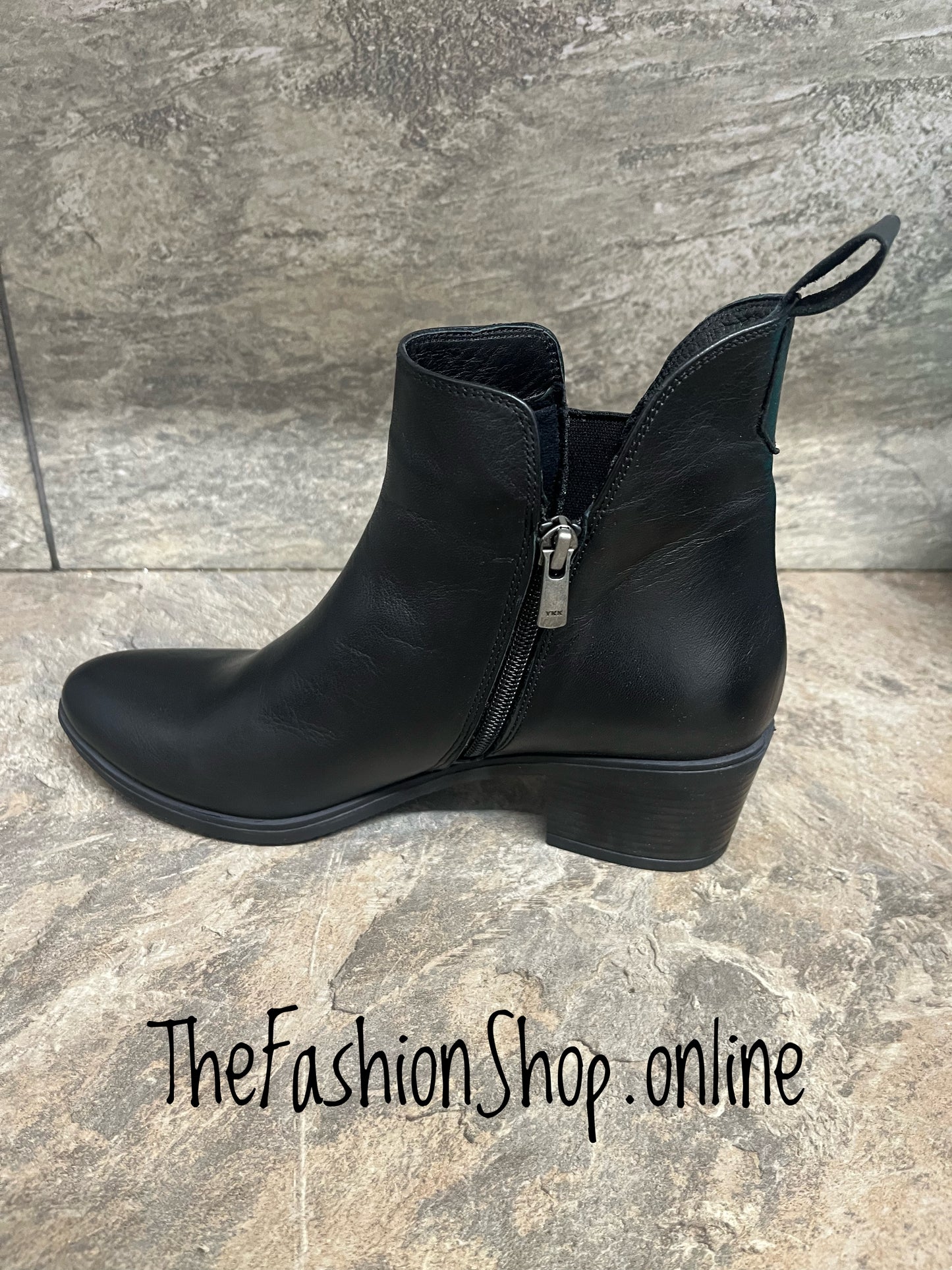 Modella Lisbon black leather boots sizes 4-9 (37-42)
