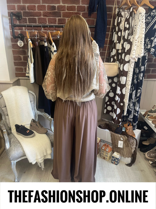 Tammy coffee wide leg trousers 10-22