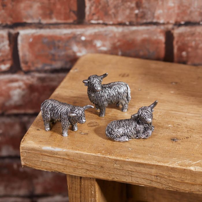 Highland cow mini resin ornaments set of three