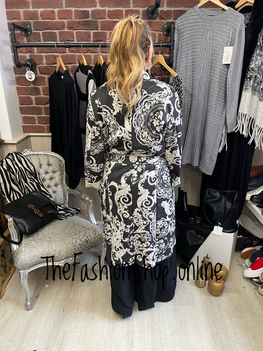 Angelo black and cream trench coat 8-12