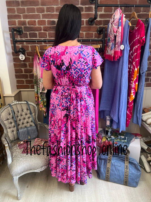 Stella Morgan multi pink angel sleeve dress sizes 12-20