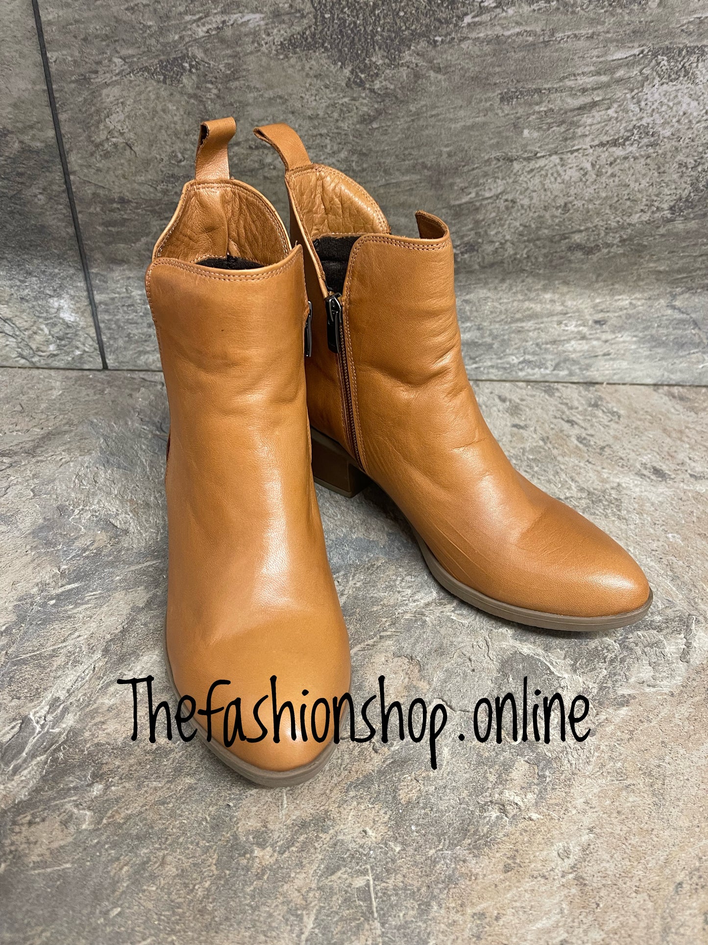 Modella Lisbon tan leather boots sizes 4-9 (37-42)