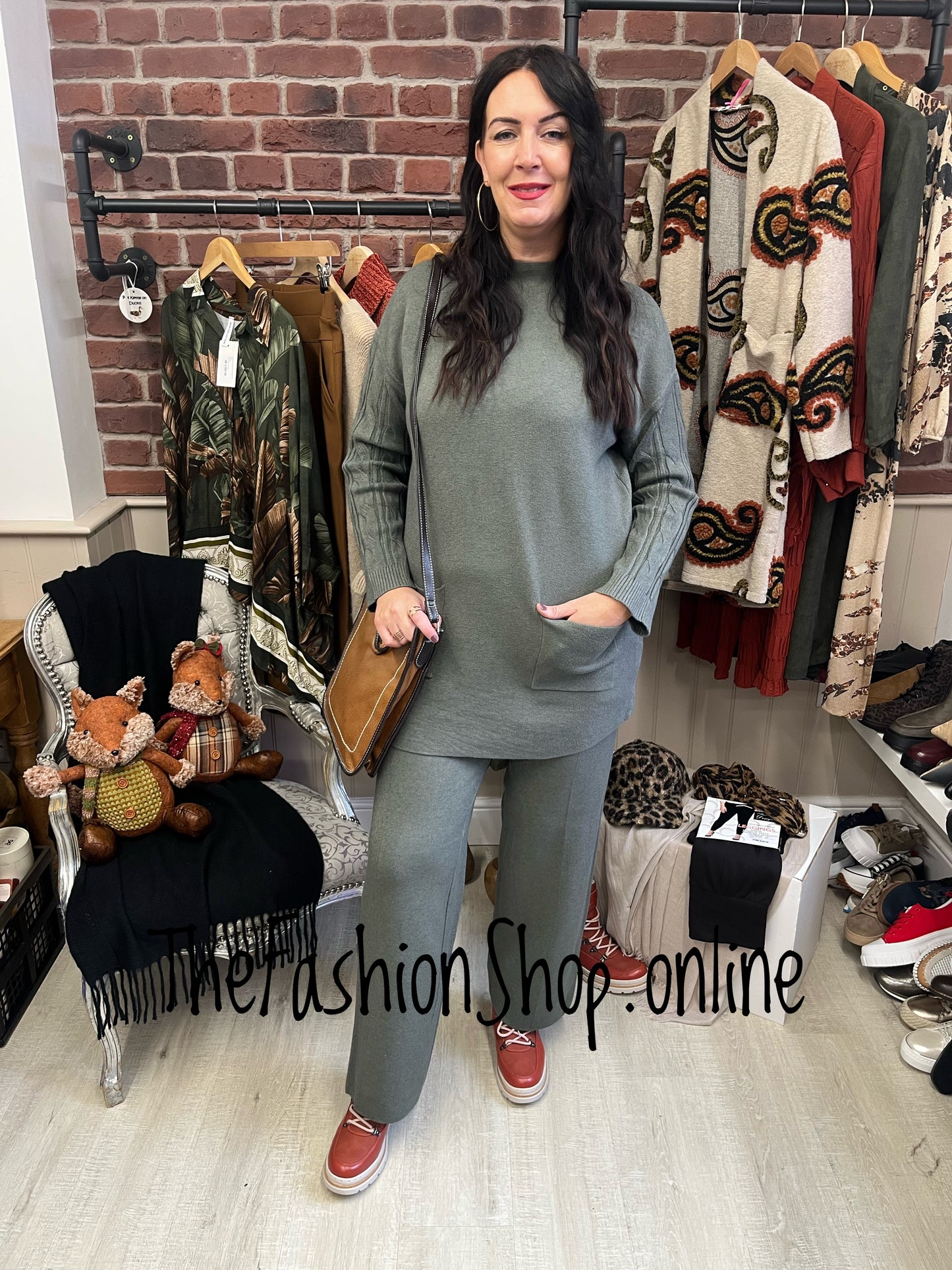 Emily khaki cashmere mix co-ord 12-16