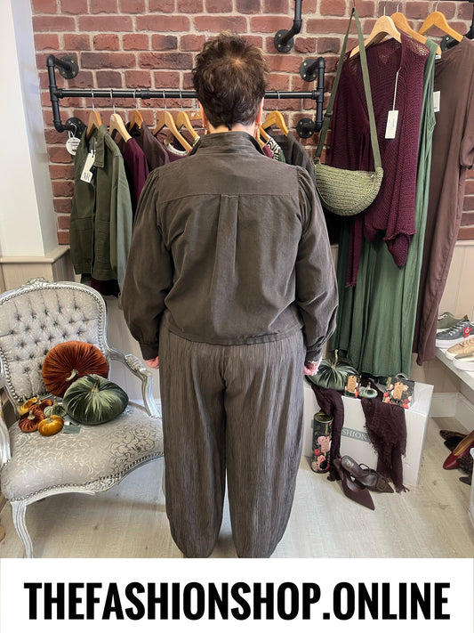 Dixie brown needle cord jacket 10-16