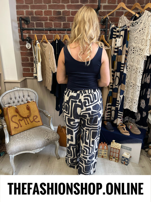 Tasmin navy and beige linen mix trousers 8-10 and 12-14