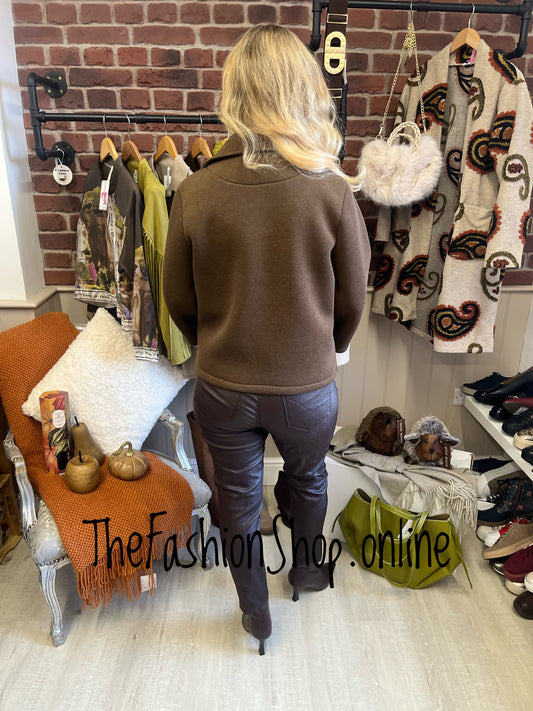 Cathy brown jacket with brooch 8-12