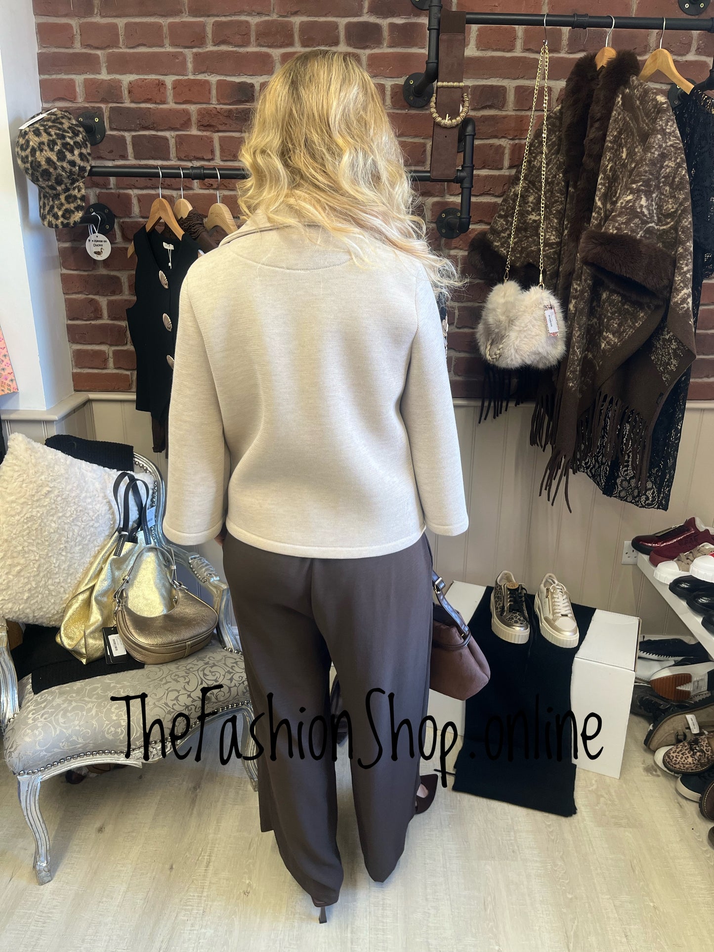 Cathy beige jacket with brooch 8-12