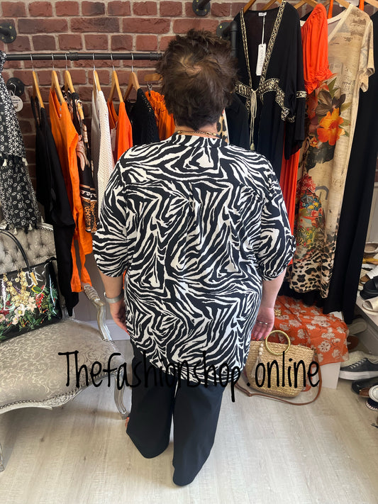 Jasmine zebra print blouse 14-22
