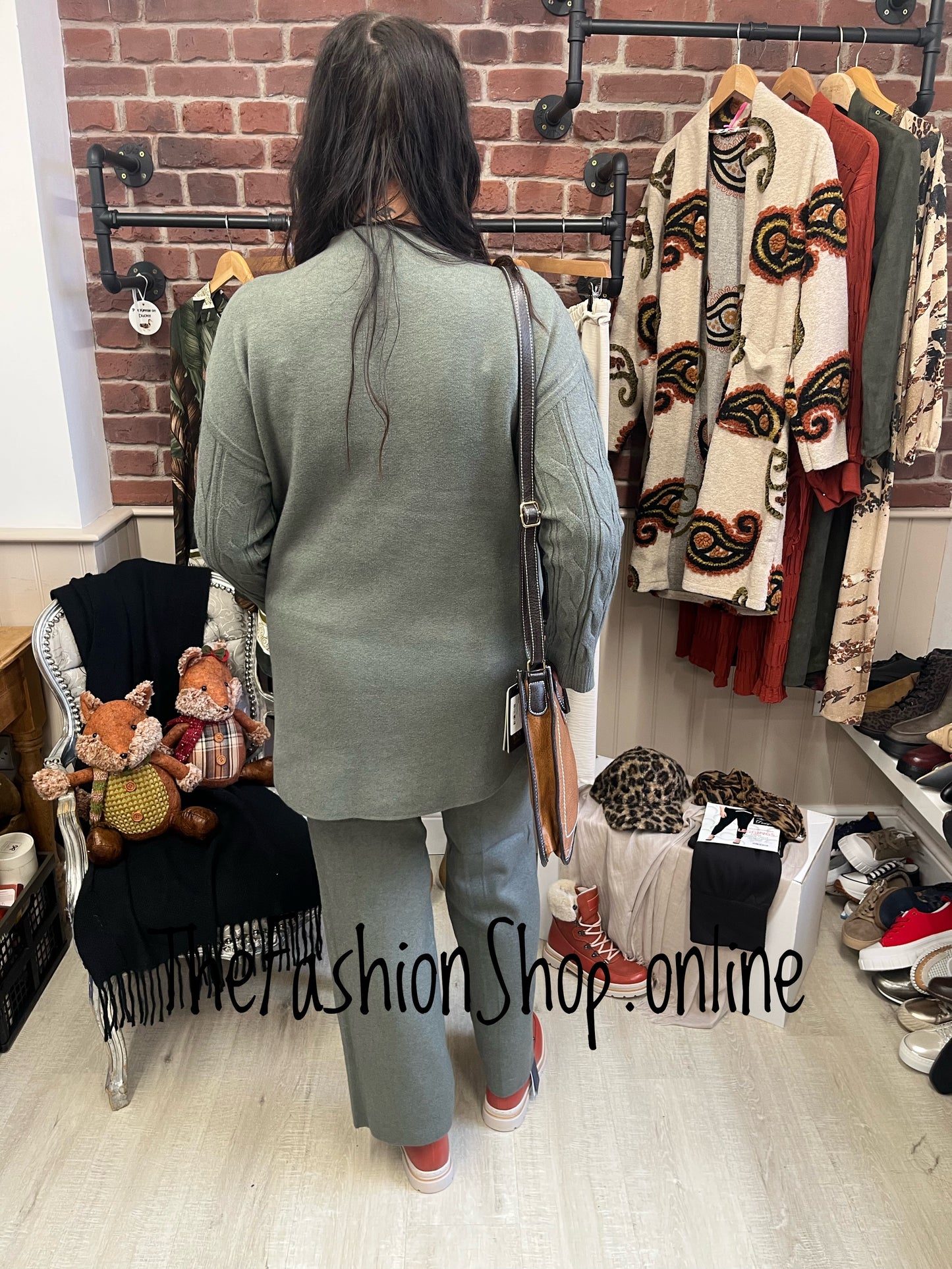 Emily khaki cashmere mix co-ord 12-16