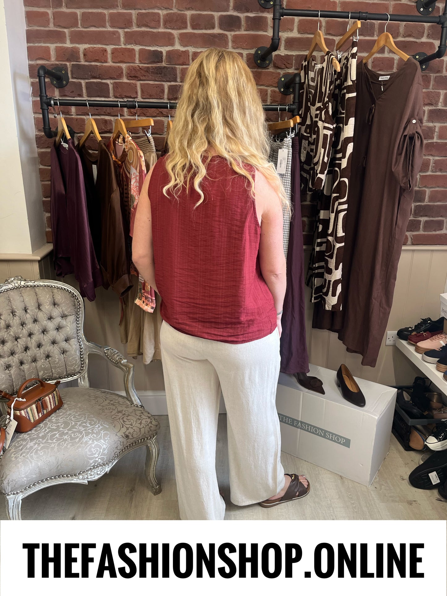 Zuri wine button top 8-14
