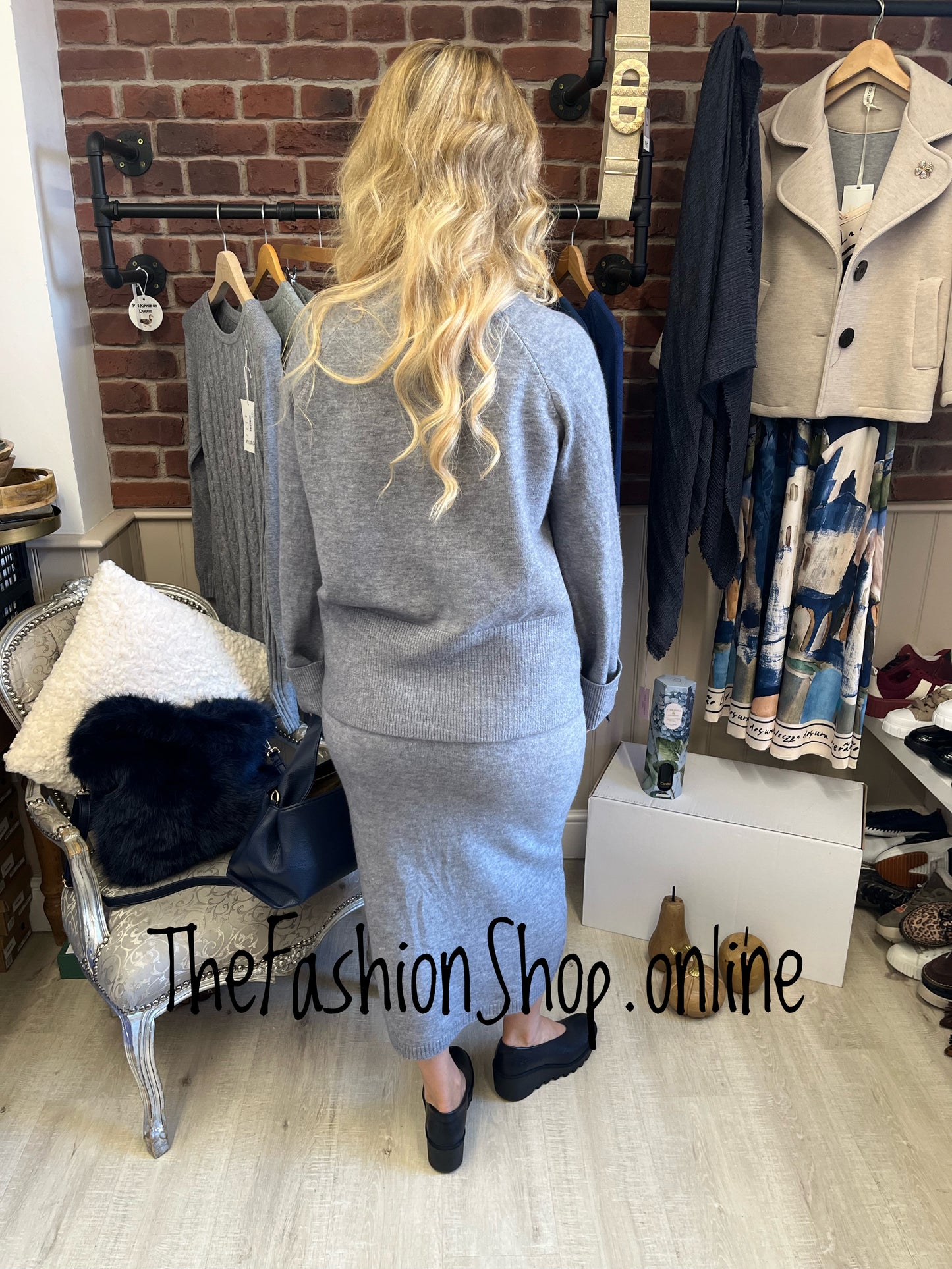 Andrea grey skirt co-ord 8-14