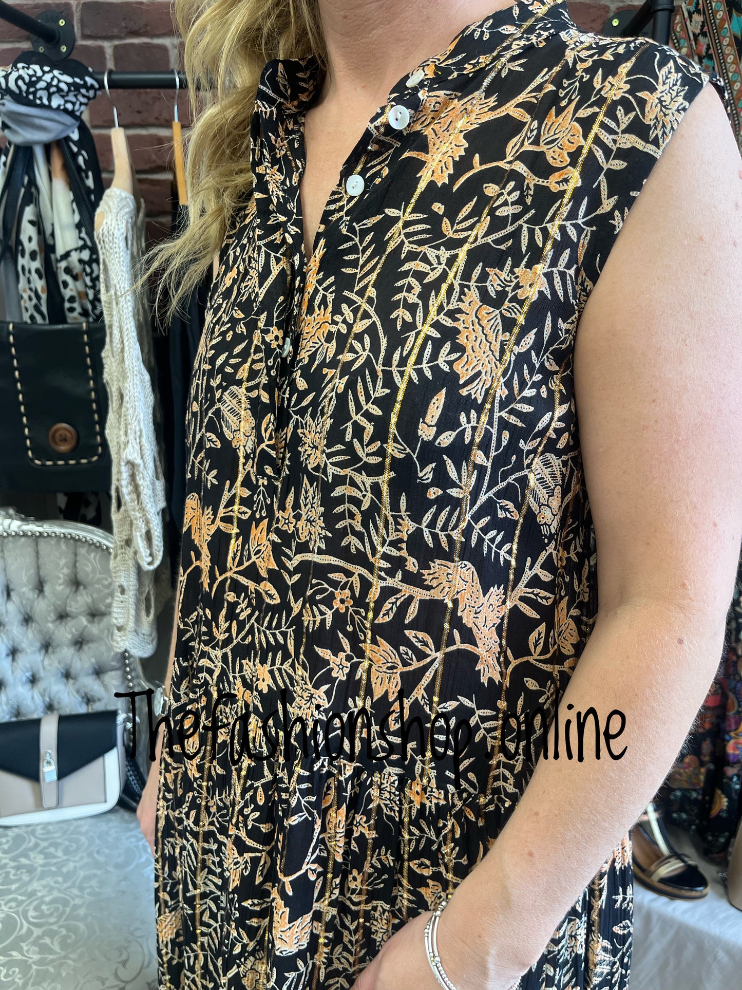 Opulent Annabelle gold and black leaf maxi dress sizes 10-12, 14-16 and 18-20