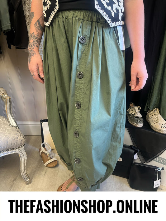 Gina khaki cropped button trousers 8-16