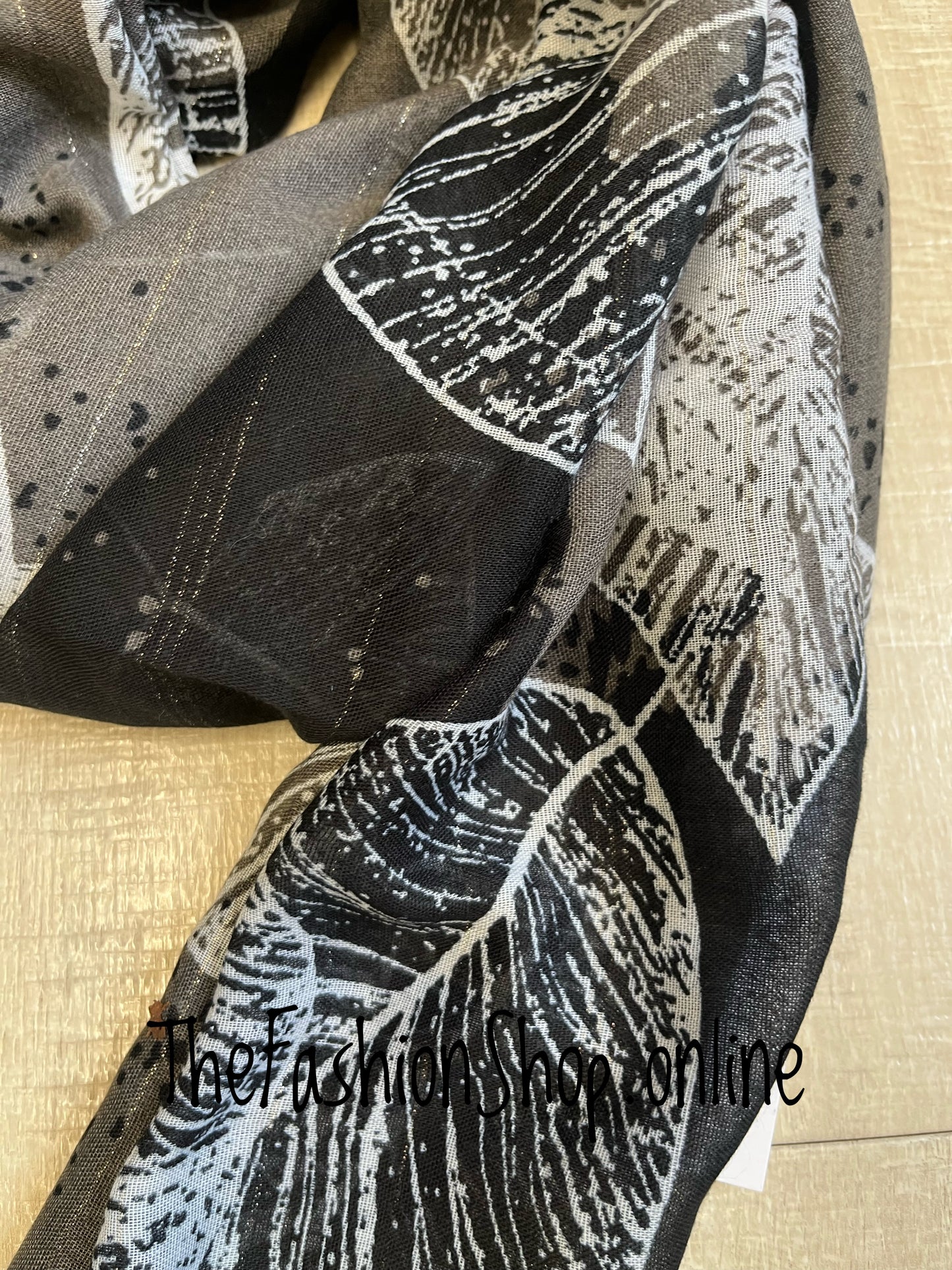 Black and white leaves lightweight scarf