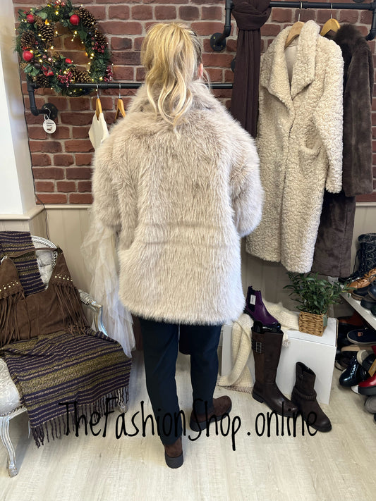 Frances beige faux fur coat sizes 10-12, 14-16 and 18-20