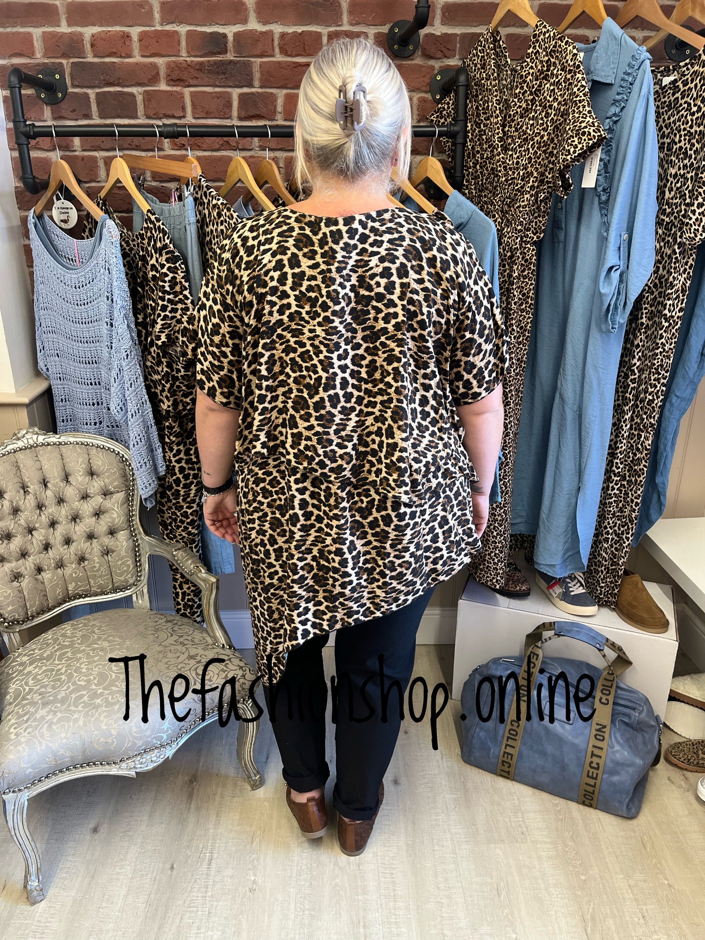 Jada leopard print asymmetric hem top 18-24