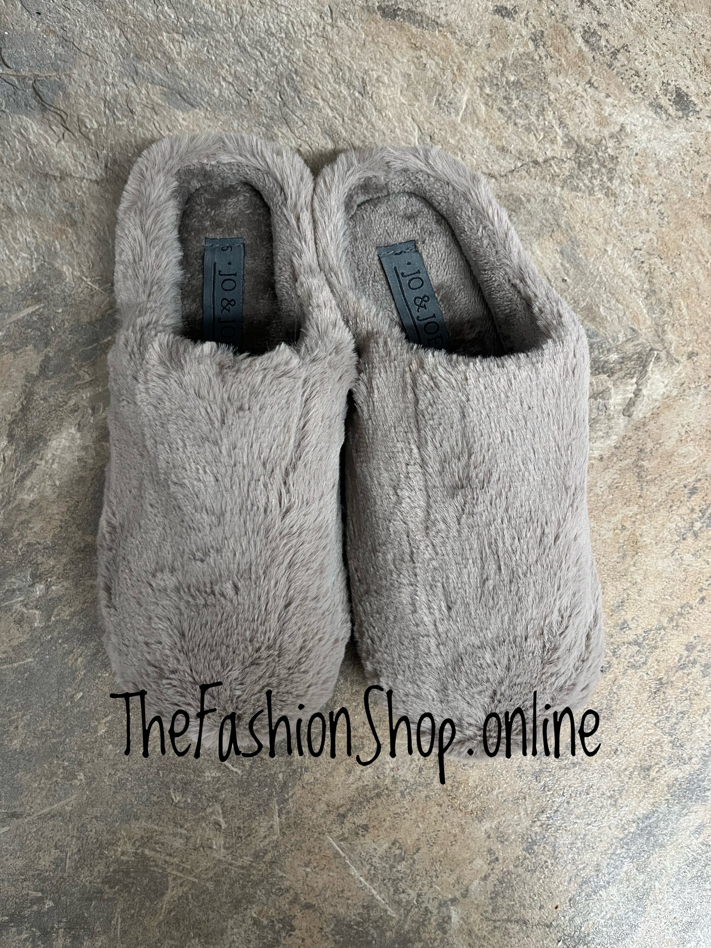 Jo & Joe Candice mink slippers sizes 3-8