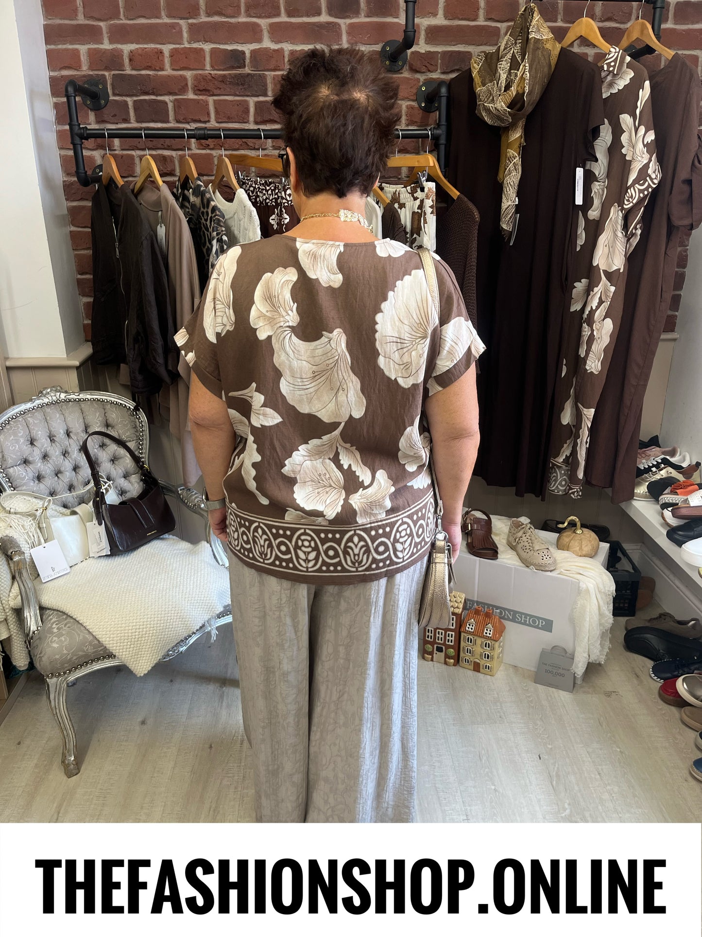 Hannah brown floral linen mix top 12-18