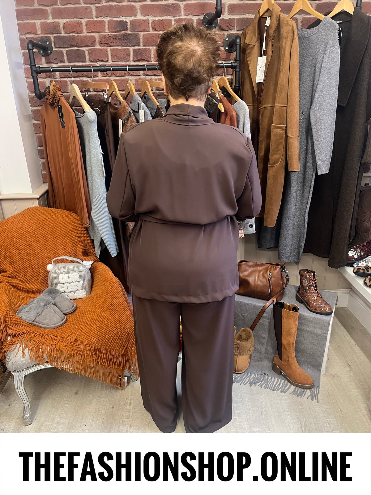 Vivian brown lightweight draped jacket 14-20
