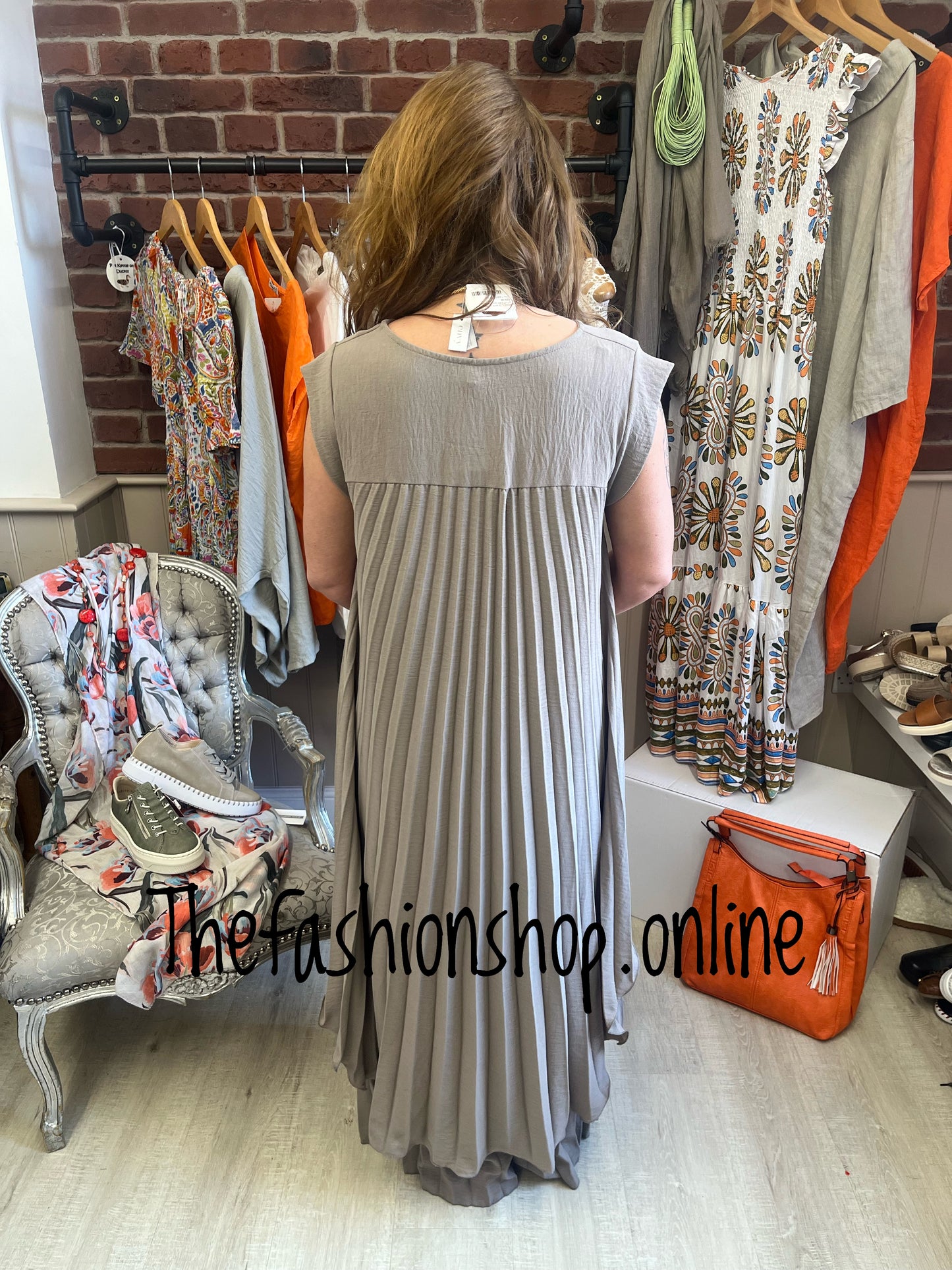 Joy mocha drape pleated set 8-14
