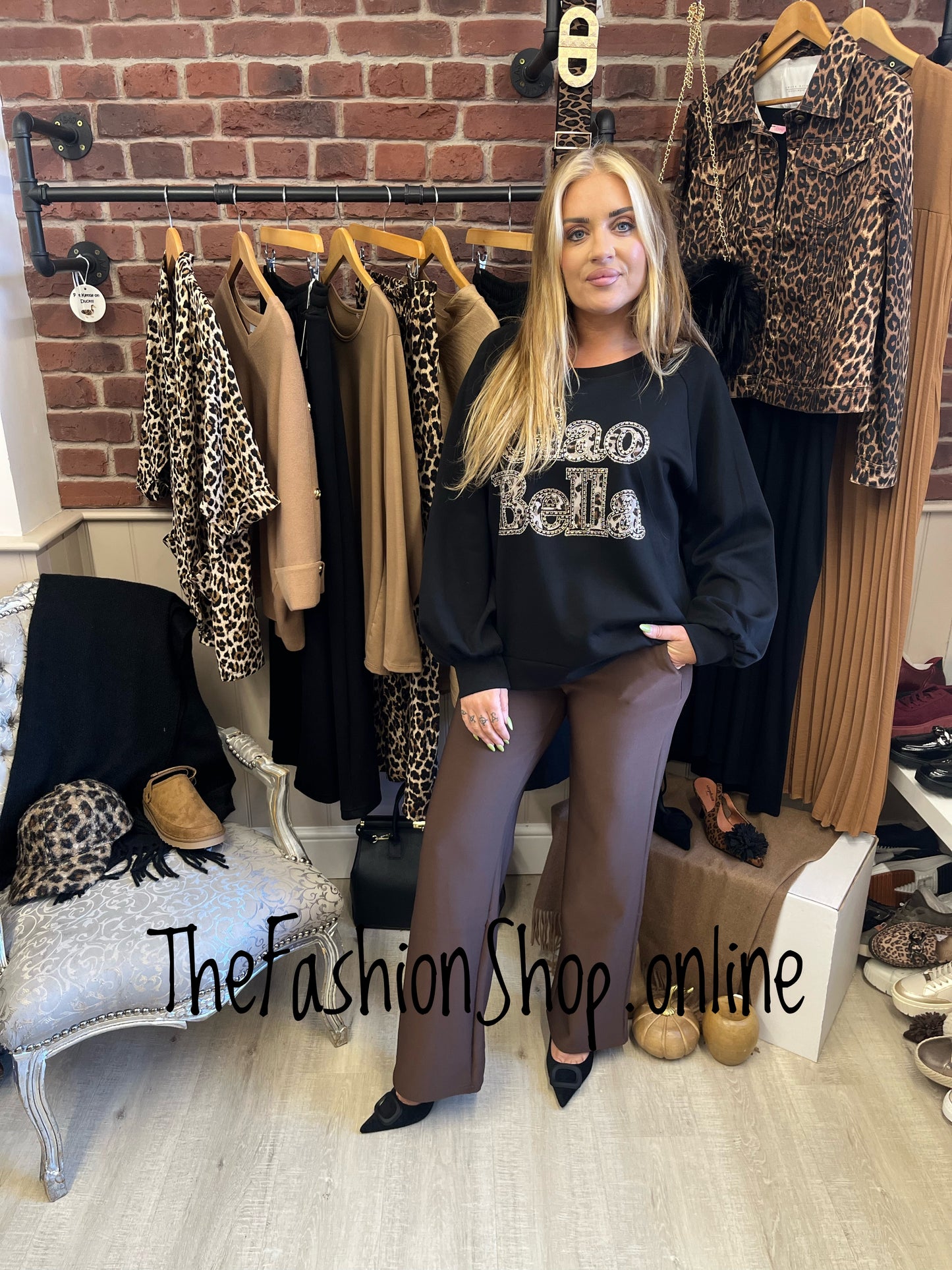 Bella black sweatshirt 10-16